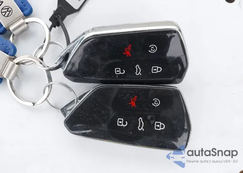 2026 Volkswagen Atlas Cross Sport Se With Technology из США, поврежденный, VIN 1V2JC2CA5TC212969